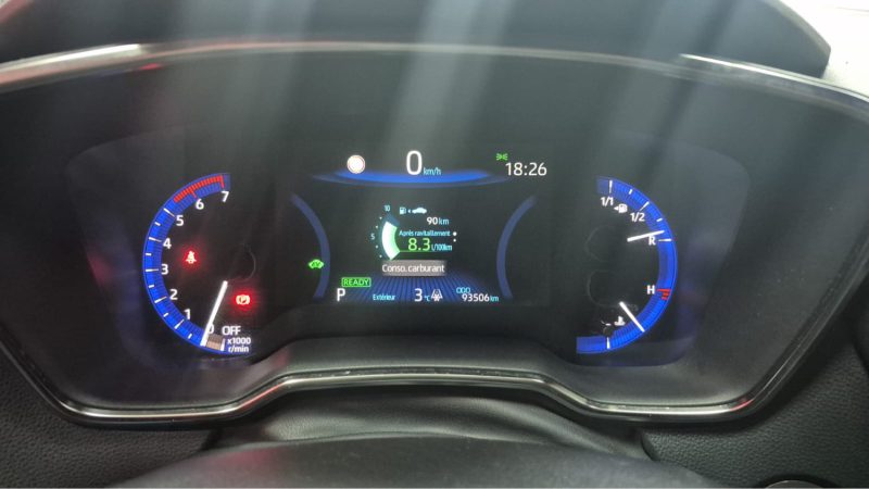 TOYOTA COROLLA BERLINE 122cv DYNAMIC BUSINESS/1 ERE MAIN/TVA RECUPERABLE