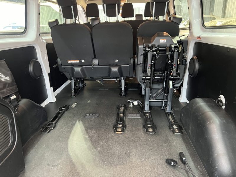 Ford Transit Custom 2.0 EcoBlue 105CH 9 places | TVA récupérable | Équipements PMR | Entretiens OK