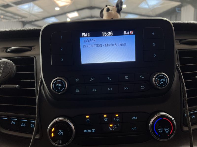 Ford Transit Custom 2.0 EcoBlue 105CH 9 places | TVA récupérable | Équipements PMR | Entretiens OK