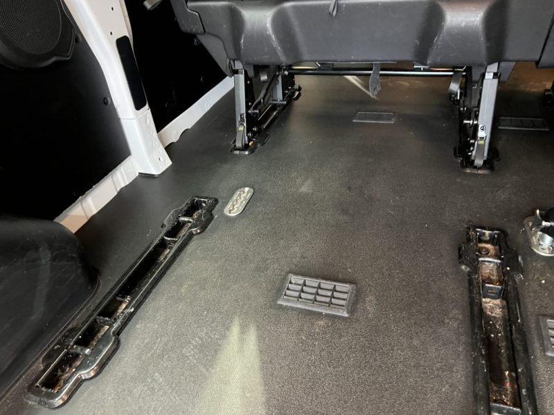 Ford Transit Custom 2.0 EcoBlue 105CH 9 places | TVA récupérable | Équipements PMR | Entretiens OK