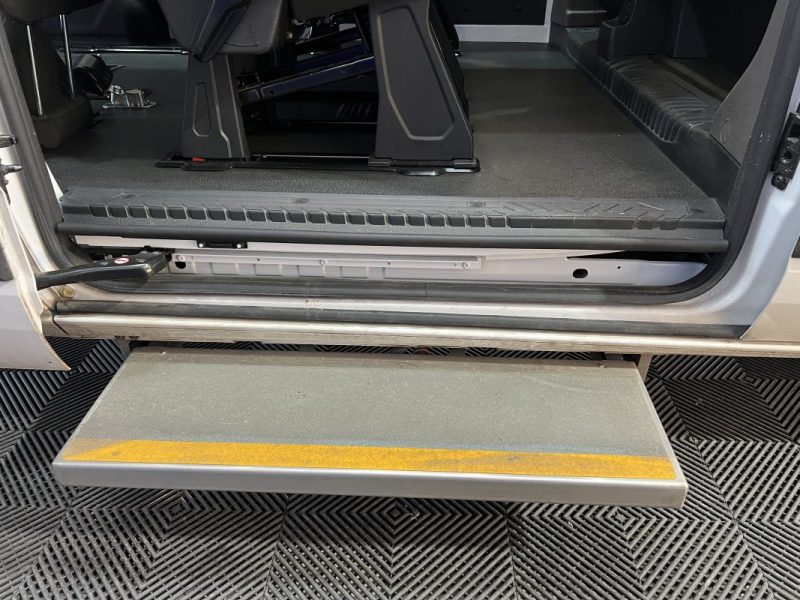 Ford Transit Custom 2.0 EcoBlue 105CH 9 places | TVA récupérable | Équipements PMR | Entretiens OK