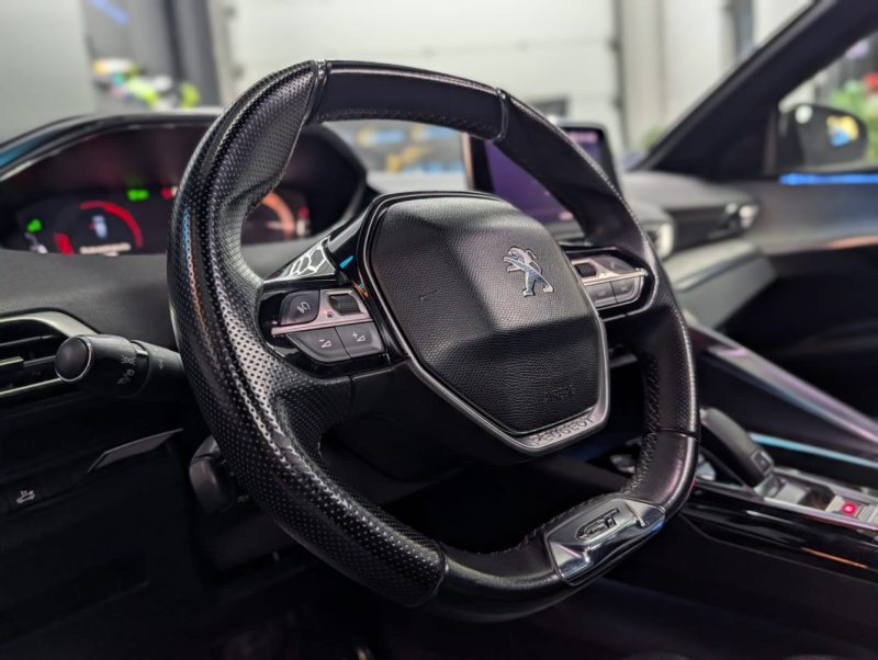 PEUGEOT 5008  2.0 BLUEHDI 180cv 