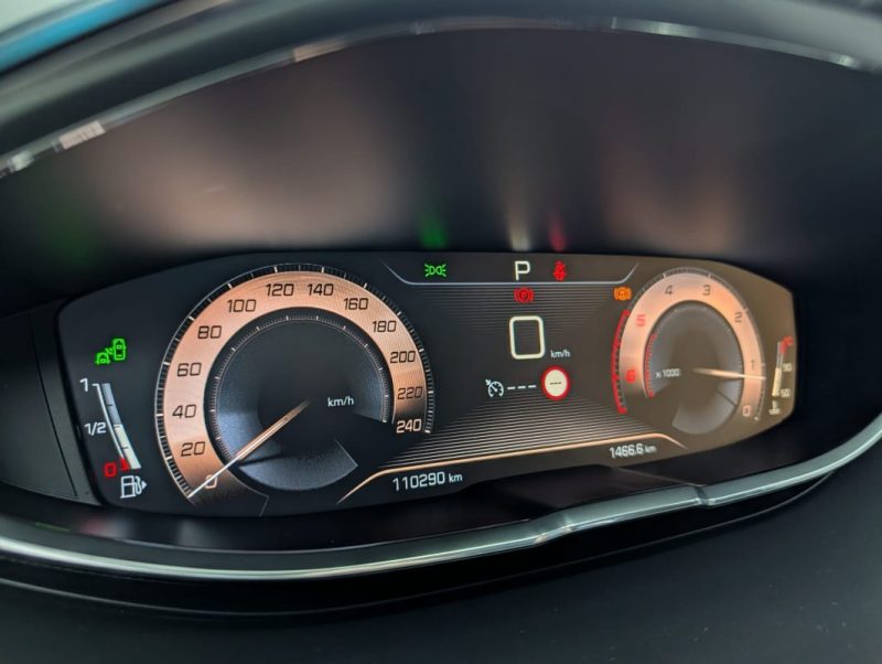 PEUGEOT 5008  2.0 BLUEHDI 180cv 