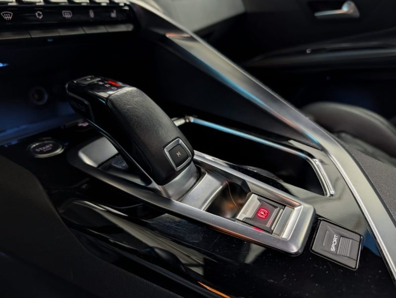 PEUGEOT 5008  2.0 BLUEHDI 180cv 