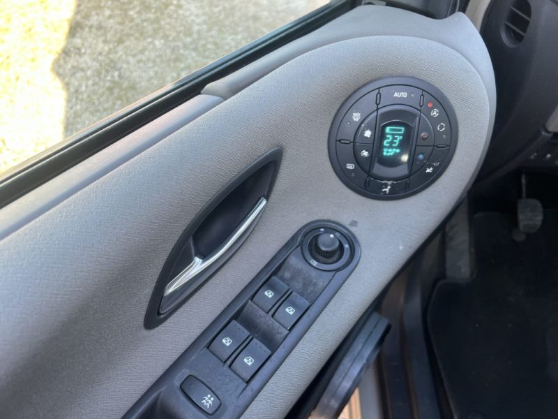 RENAULT  GRAND ESPACE EXPRESSION  2003