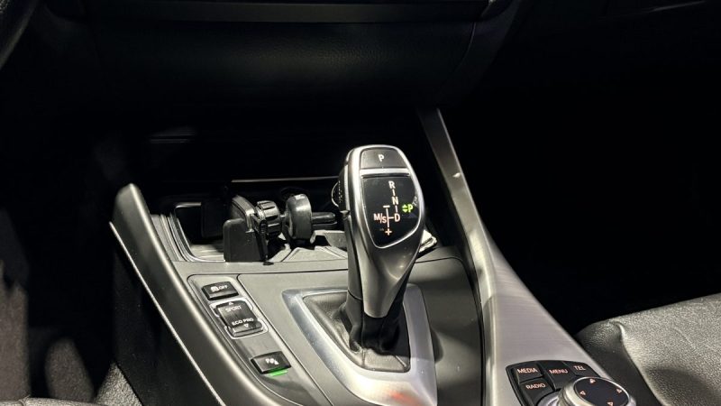 Bmw  Série 1 120D 184Ch lounge plus 2011- Harman Kardon - Intérieur cuir - Suivi Bmw 