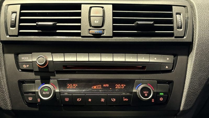 Bmw  Série 1 120D 184Ch lounge plus 2011- Harman Kardon - Intérieur cuir - Suivi Bmw 