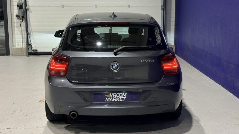 Bmw  Série 1 120D 184Ch lounge plus 2011- Harman Kardon - Intérieur cuir - Suivi Bmw 