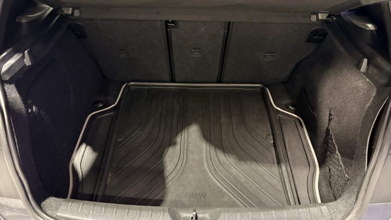 Bmw  Série 1 120D 184Ch lounge plus 2011- Harman Kardon - Intérieur cuir - Suivi Bmw 