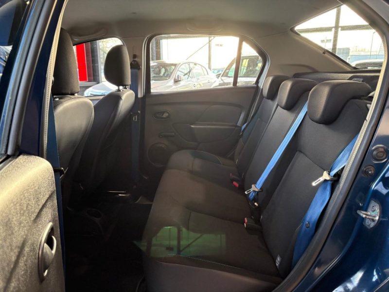 Dacia Logan 0.9 90ch 🚗 117 577 km 📊 Clim ❄️ Radar 🔊 Reprise 🔄 Garantie 🛡️