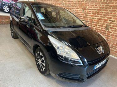 PEUGEOT 5008 1.6 HDI112 FAP BUSINESS 7PL 1.6 HDI112 FAP BUSINESS 7PL 2012