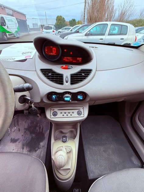 RENAULT TWINGO II 1.2 75 EXPRESSION 2008