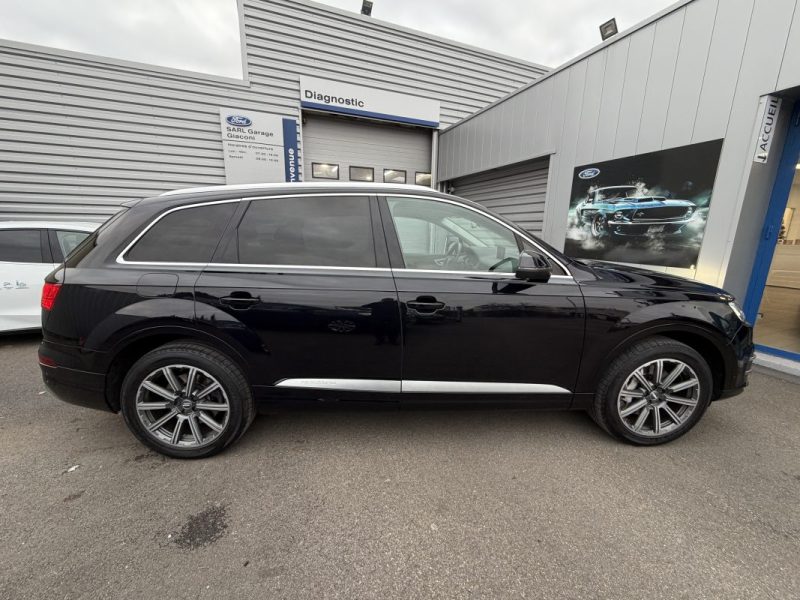 AUDI Q7 3.0 v6 TDI   272 Tiptronic 8 Quattro 7 pl Avus