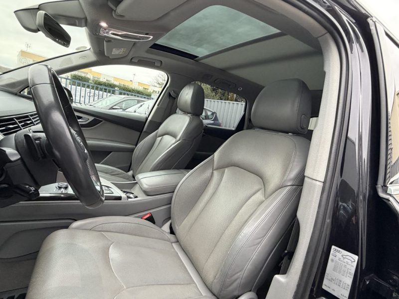 AUDI Q7 3.0 v6 TDI Chien Diesel 272 Tiptronic 8 Quattro 7 pl Avus