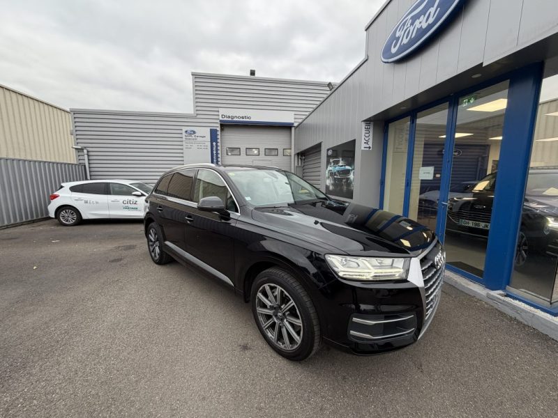 AUDI Q7 3.0 v6 TDI   272 Tiptronic 8 Quattro 7 pl Avus