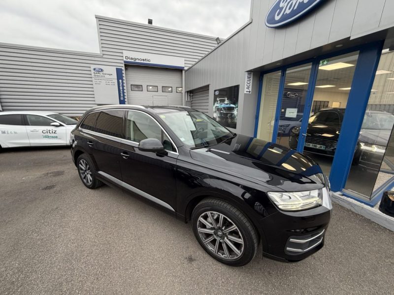 AUDI Q7 3.0 v6 TDI   272 Tiptronic 8 Quattro 7 pl Avus