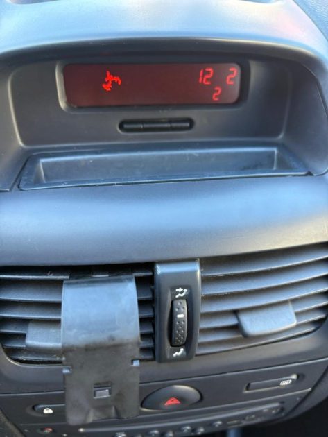 RENAULT CLIO CAMPUS 1.5 DCI 70 EVOLUTION AUTHENTIQUE 2006