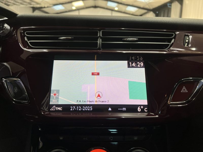 Citroën DS3 1.6 e-HDi 92ch So Chic | 129 800 KM | Immat FR | GPS | Bluetooth | Cuir chauffant  