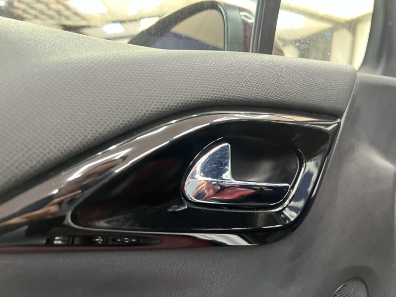 Citroën DS3 1.6 e-HDi 92ch So Chic | 129 800 KM | Immat FR | GPS | Bluetooth | Cuir chauffant  