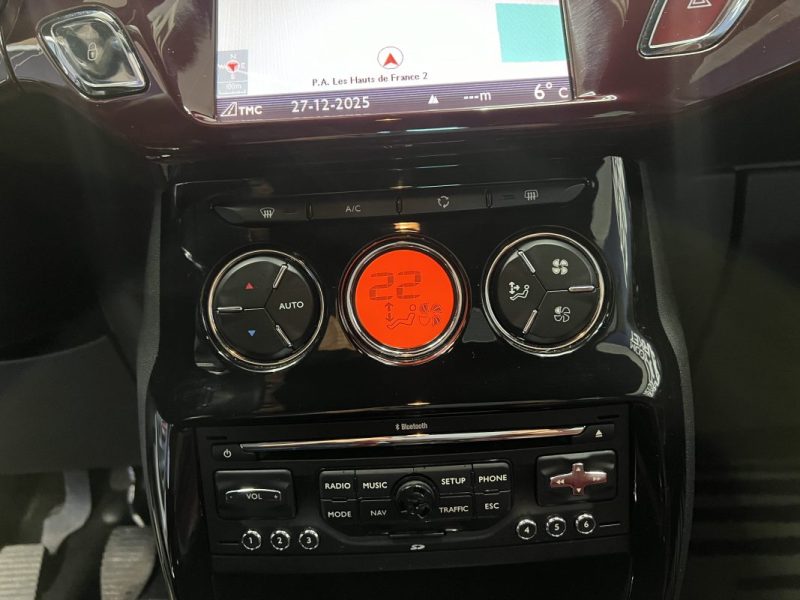 Citroën DS3 1.6 e-HDi 92ch So Chic | 129 800 KM | Immat FR | GPS | Bluetooth | Cuir chauffant  