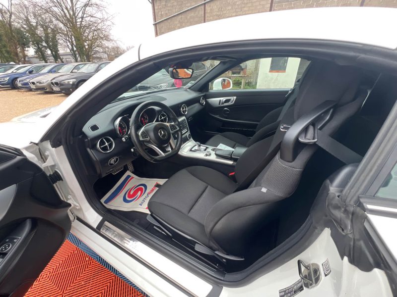 MERCEDES SLC 300 245CH 9G-TRONIC 2016
