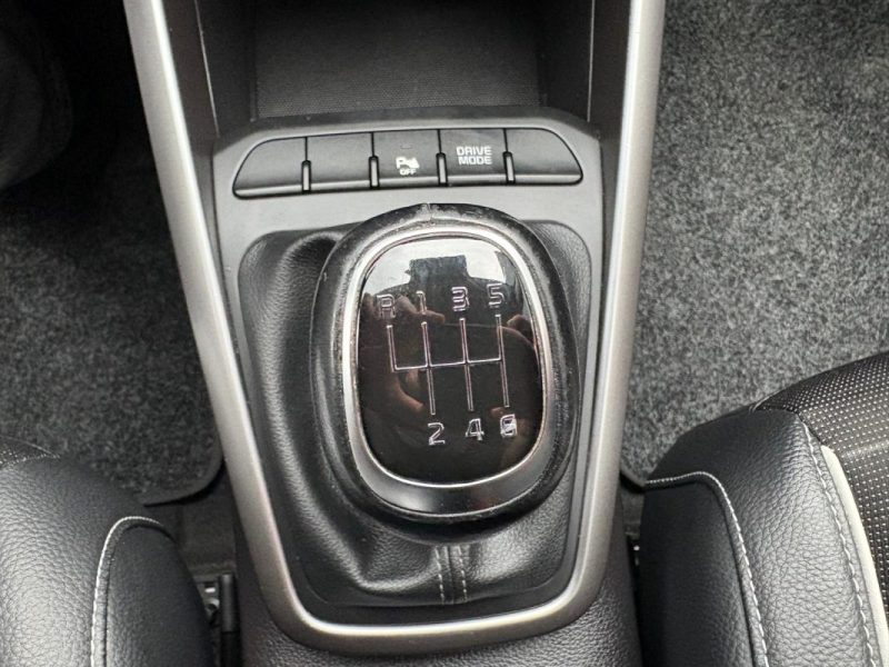 KIA Rio 101ch GT Line 🚗📱 82 000 km 📋 Apple Carplay / Caméra 🔄 Reprise ✅ Garantie