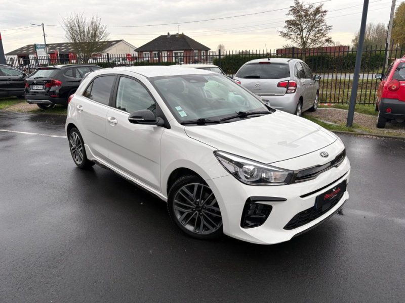 KIA Rio 101ch GT Line 🚗📱 82 000 km 📋 Apple Carplay / Caméra 🔄 Reprise ✅ Garantie