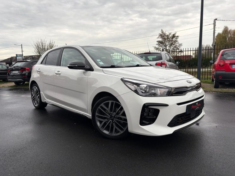 KIA Rio 101ch GT Line 🚗📱 82 000 km 📋 Apple Carplay / Caméra 🔄 Reprise ✅ Garantie