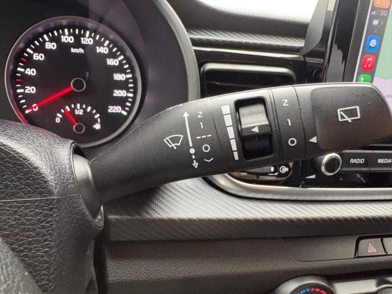 KIA Rio 101ch GT Line 🚗📱 82 000 km 📋 Apple Carplay / Caméra 🔄 Reprise ✅ Garantie