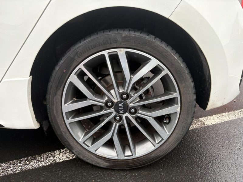 KIA Rio 101ch GT Line 🚗📱 82 000 km 📋 Apple Carplay / Caméra 🔄 Reprise ✅ Garantie