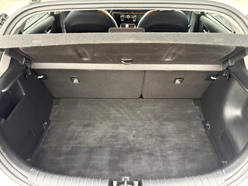 KIA Rio 101ch GT Line 🚗📱 82 000 km 📋 Apple Carplay / Caméra 🔄 Reprise ✅ Garantie