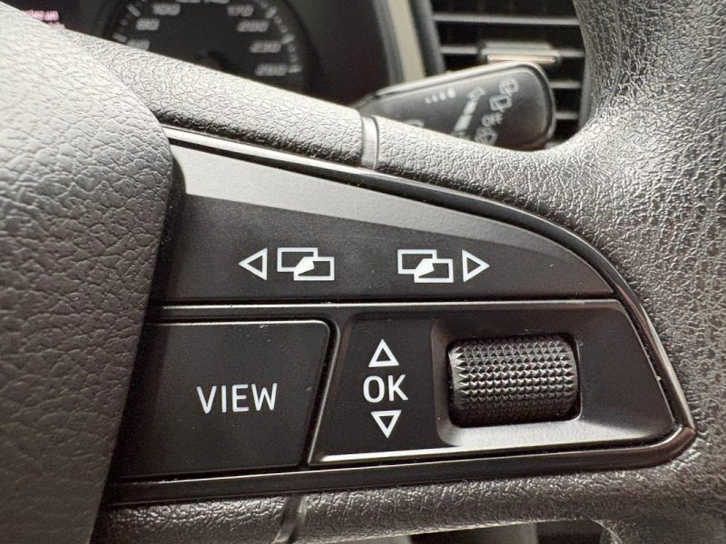 SEAT LEON 1.2 TSI 110CH REFERENCE - 📱 Bluetooth - ❄️ Climatisation - ✅ Reprise possible 