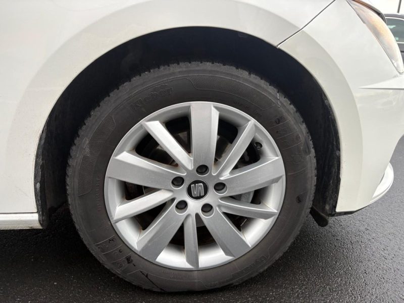 SEAT LEON 1.2 TSI 110CH REFERENCE - 📱 Bluetooth - ❄️ Climatisation - ✅ Reprise possible 