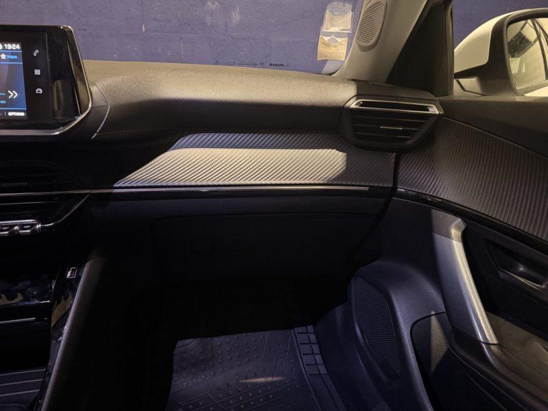 Peugeot 2008 / Diesel / Apple CarPlay / Caméra de recul / 2020 / 110 000 km /1,5 L Blue HDI / 100 ch