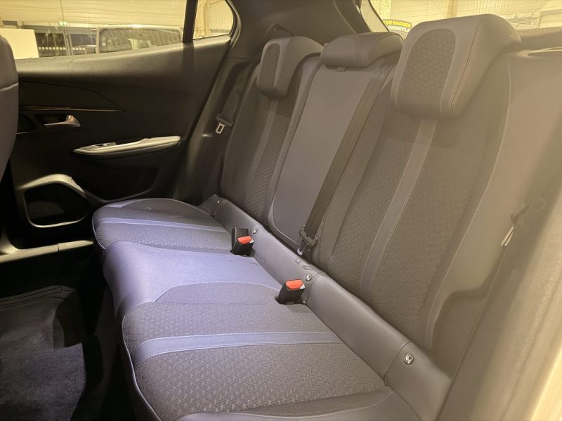 Peugeot 2008 1.5 L BLUE HDi - 100ch - BVM - 2020 - CarPlay - Caméra de recul 