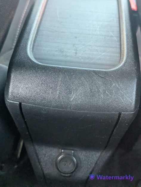 PEUGEOT 2008 1.6 E-HDI  92 CV DIN ET 5CV FISCAUX   ALLURE 2015