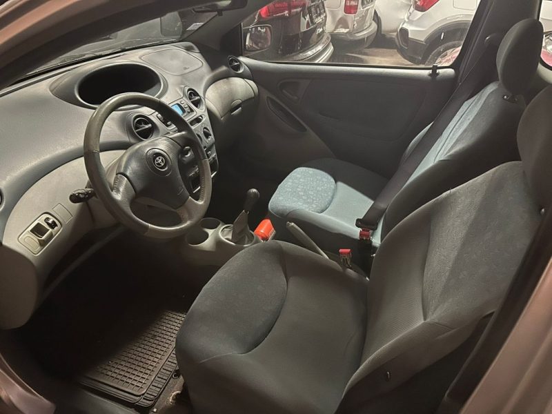 TOYOTA 1.0 FRANCE 68CV YARIS  2002