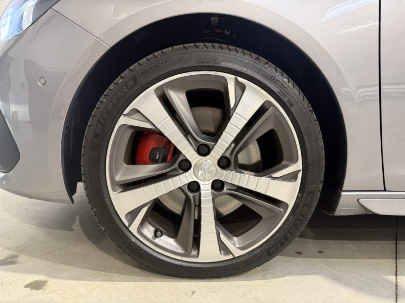 PEUGEOT 308  GT 2.0 BLUEHDI 180CH GT EAT8 - DISTRI OK - TOIT PANO / CAMERA / DENON