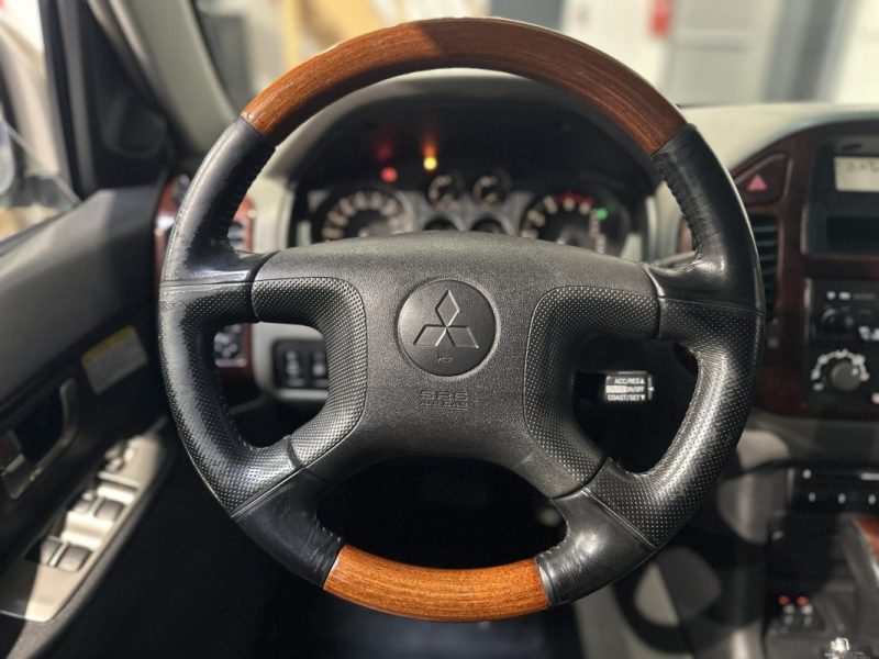 MITSUBISHI PAJERO 3.2 DI-D ELEGANCE BVA