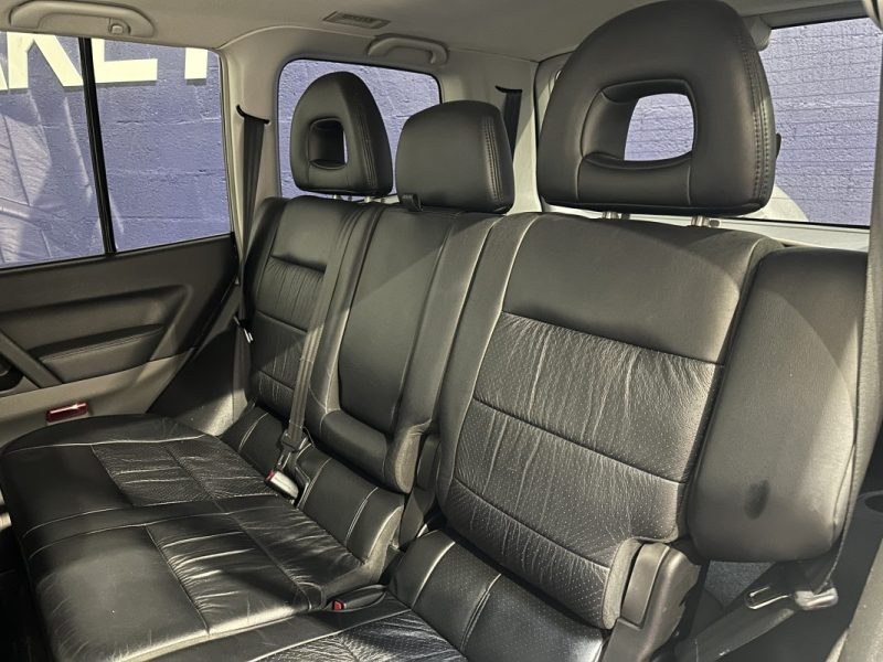 MITSUBISHI PAJERO 3.2 DI-D ELEGANCE BVA