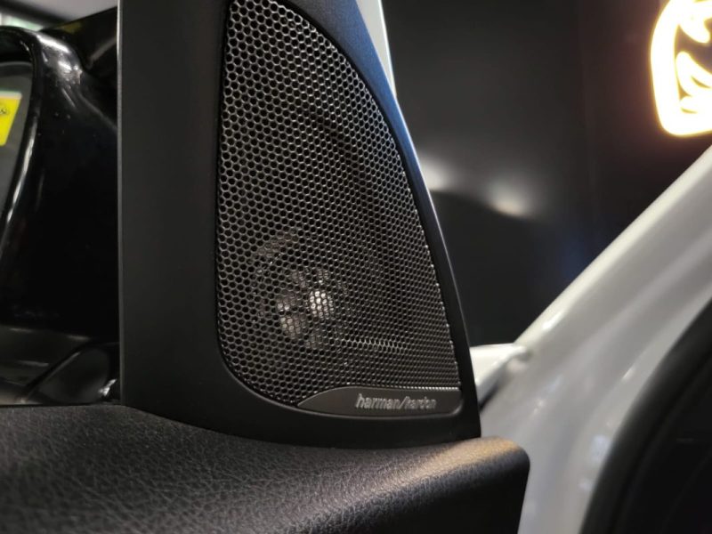 BMW SERIE 1 118I 136CV PACK M TOIT OUVRANT / H&K / SIEGES ELECT A MEMOIRES  2018