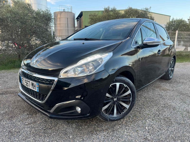 PEUGEOT 208 I 1.2 THP 110 Cv TECH EDITION