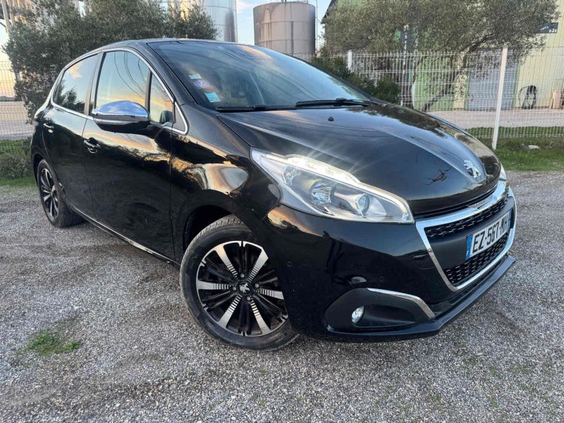 PEUGEOT 208 I 1.2 THP 110 Cv TECH EDITION