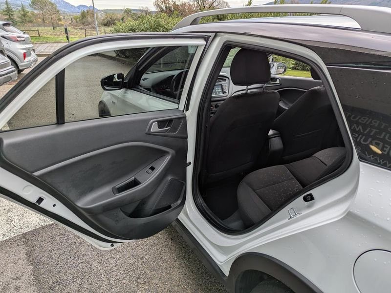 Hyundai i20 1.0 T-GDi - 100 Evap Black Ride