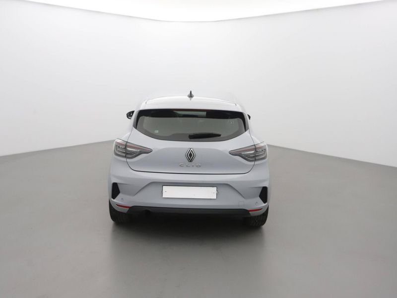 Renault Clio 1.5 blue dci 100ch evolution gsr2