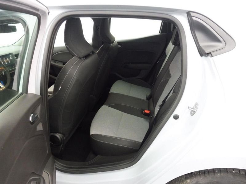 Renault Clio 1.5 blue dci 100ch evolution gsr2