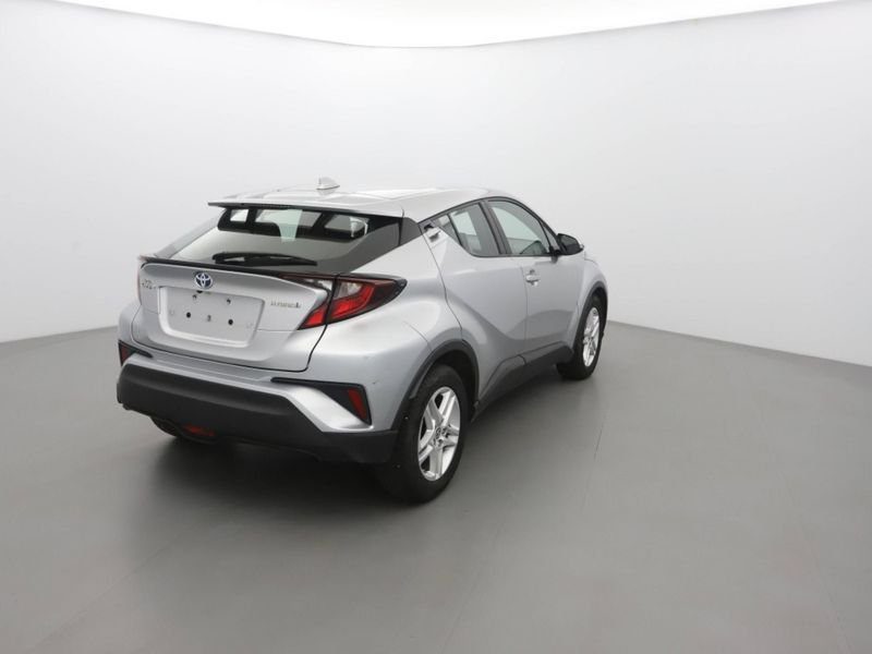 Toyota C-HR 1.8 e-cvt 125hbusiness edition