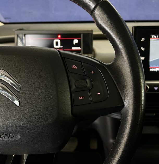 CITROEN C4 CACTUS EAT6 120 CV / BOITE AUTO / JANTES ALU / CARPLAY / REGULATEUR /MODE SPORT