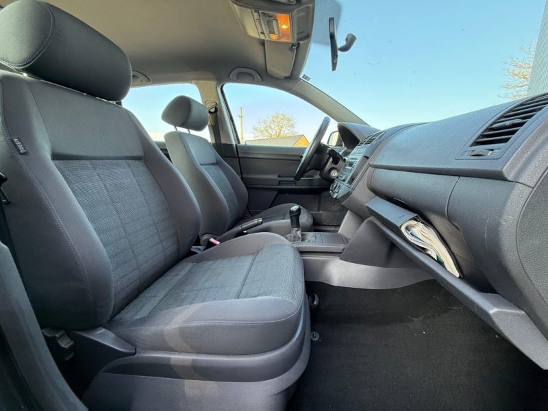 VOLKSWAGEN POLO 1.2i 60CV GARANTIE 12 MOIS 