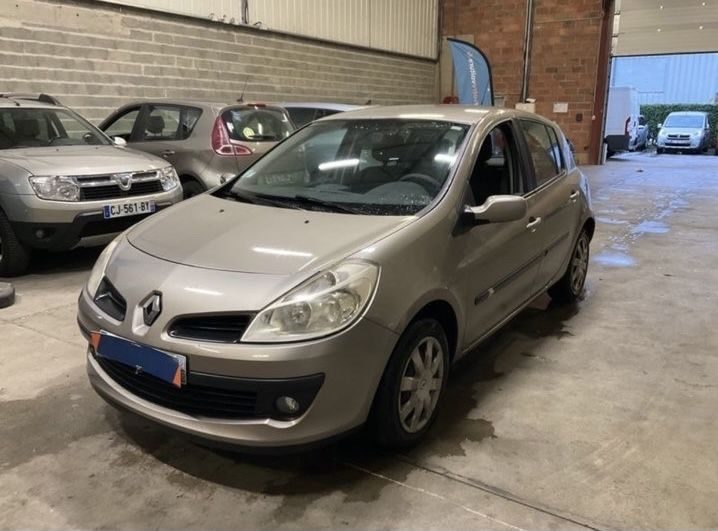 RENAULT CLIO III EXPRESSION 1.5DCI 85 